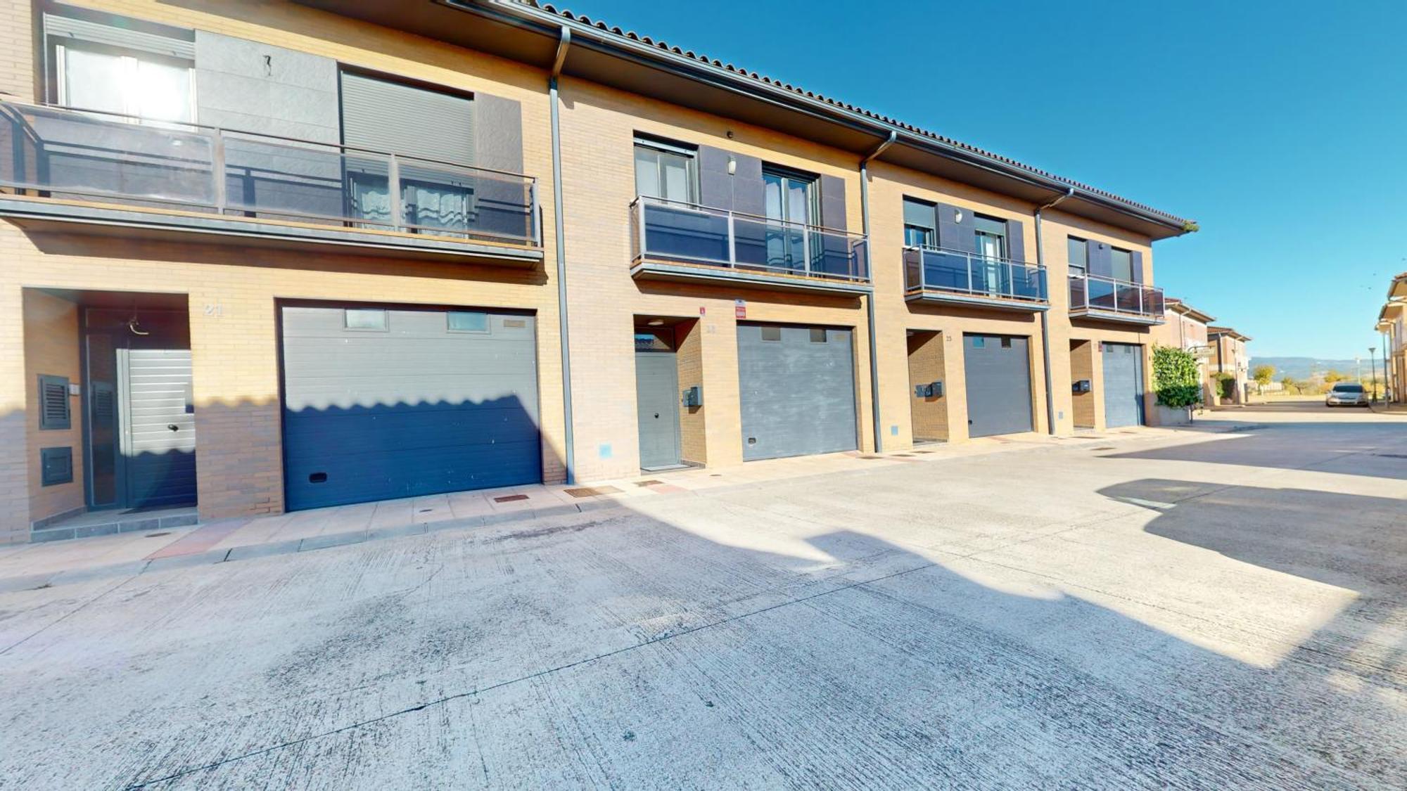 Vt Miranda Apartment Olite Exterior photo